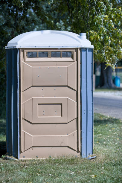 Best Portable bathroom rental  in College Place, WA